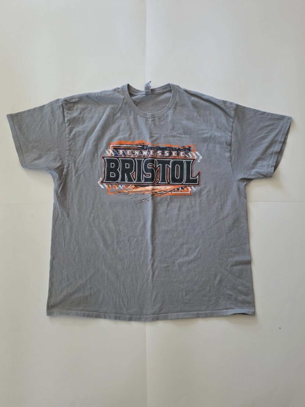 Tennessee Bristol 2022 Under the Lights Gray T-Shirt Mens 2XL